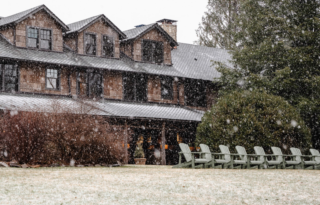 An Elevated Winter Wonderland Experience – Magnolia and Moonshine